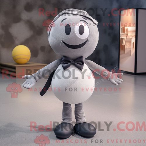 Costume Mascotte Redbrokoly De Boule De Pétanque Grise Personnage Habillé D Un Pantalon De Yoga Et De N?uds Papillons