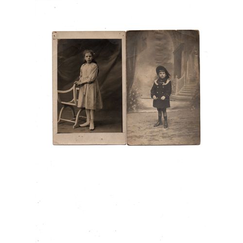 2 Cpa Photos De 2 Jeunes Enfants "Costume Et Habillement"