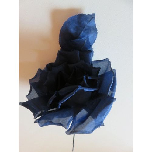 Fleur En Tissu Bleu Marine