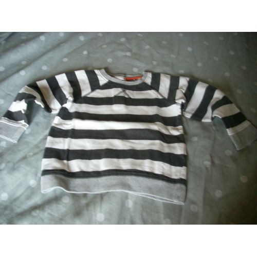 Sweat Kiabi 3 Ans.
