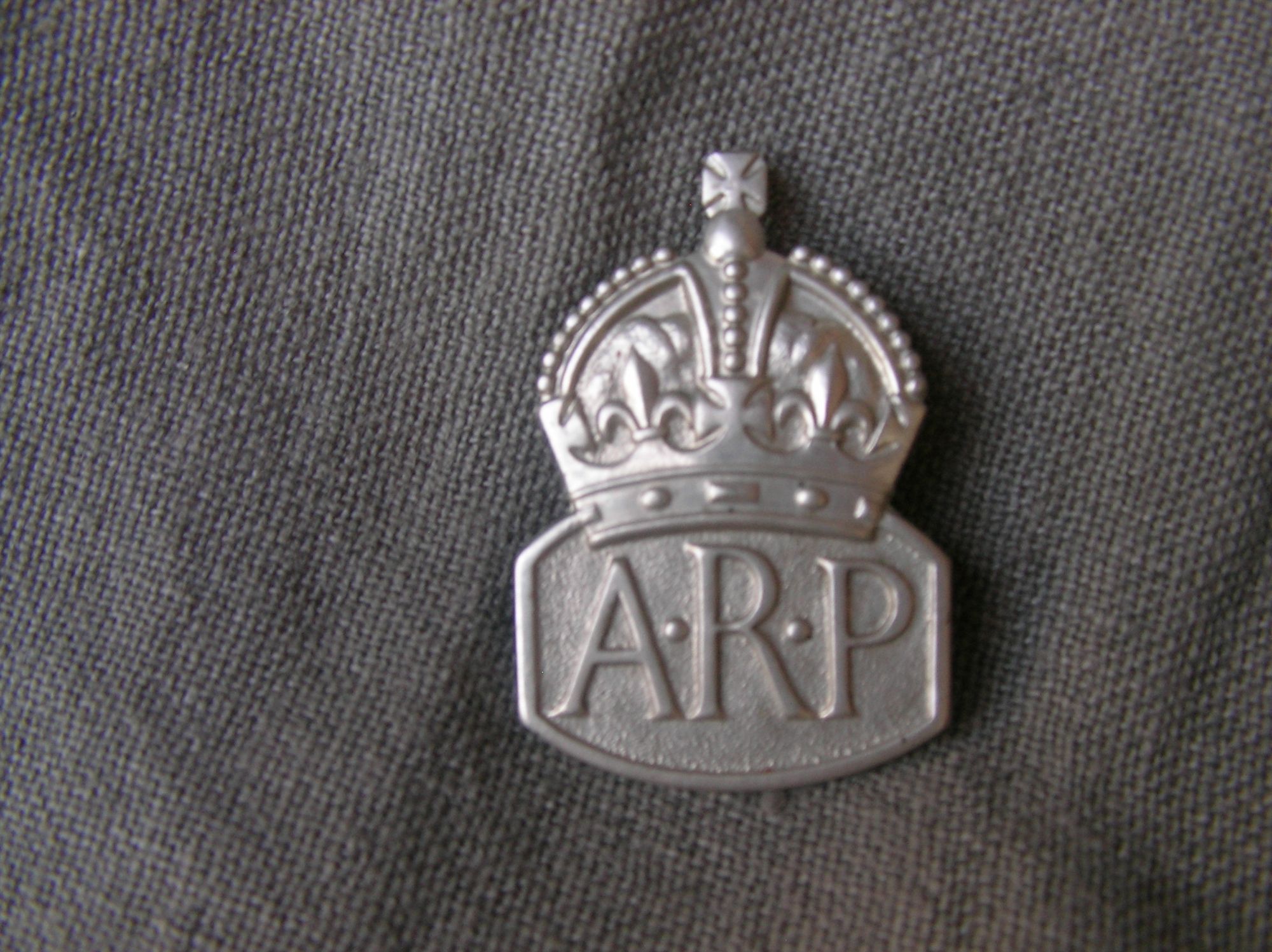 Ww2 Angleterre Insigne 38mm De " A R P " Anglaise Birmingham