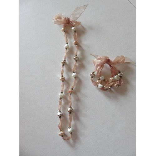 Bracelet Et Collier Sur Ruban D'organza