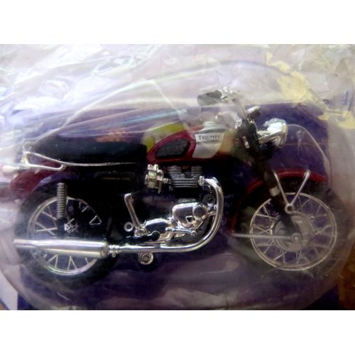 Triumph Tt Bonneville 1969-Maisto