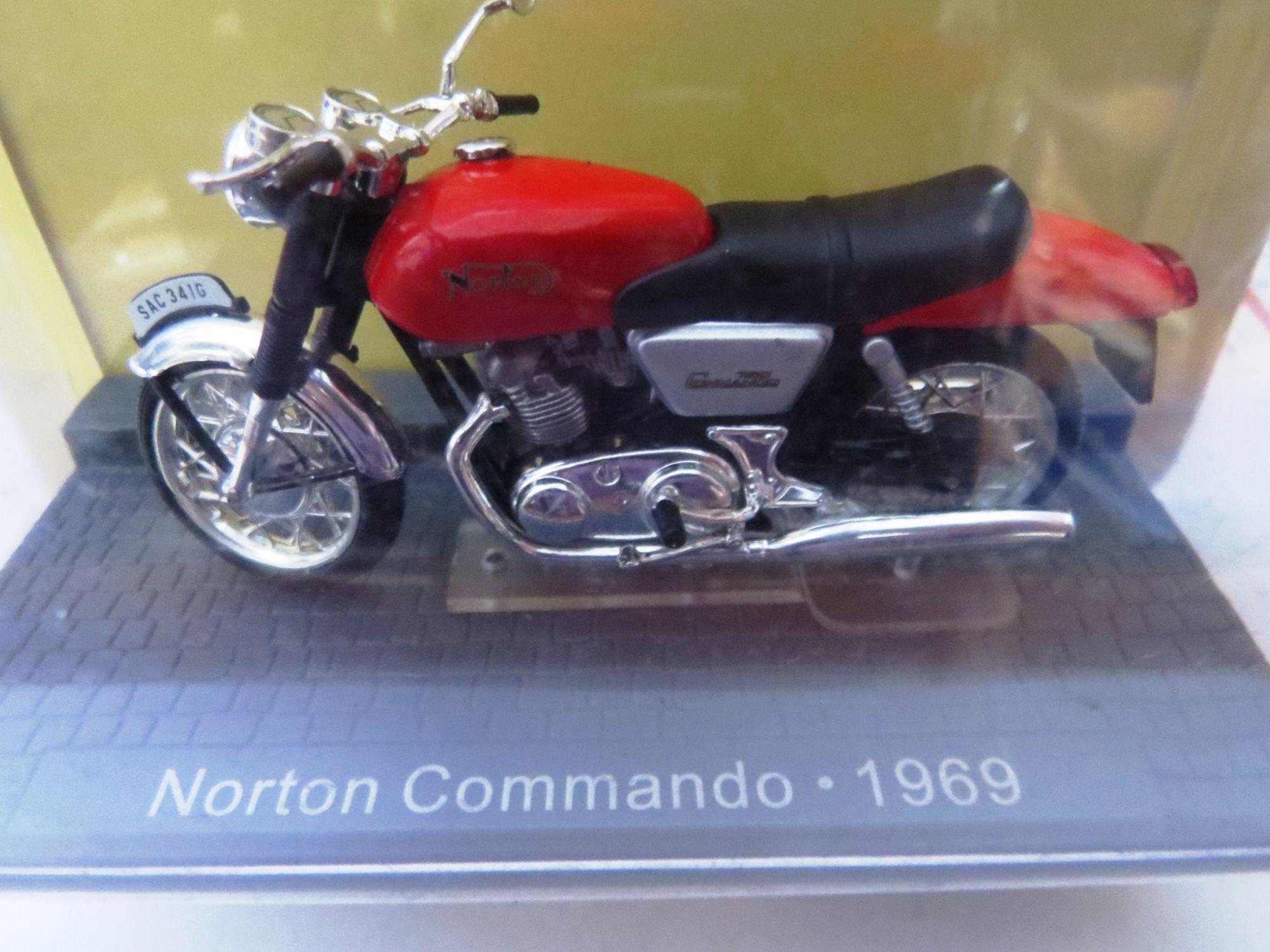 Norton Moto - Miniature - Modèle Réduit