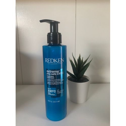 Soin Thermoprotecteur Fortifiant Play Safe Extreme Redken 200ml 