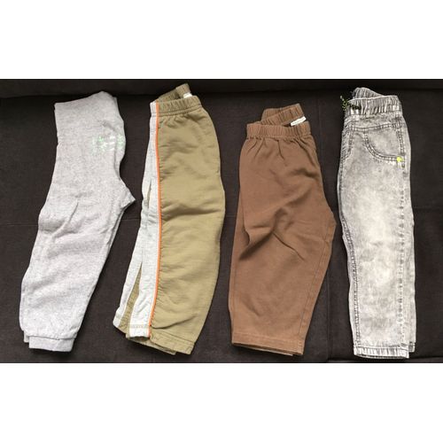 Lot De 4 Pantalons Taille 24 Mois