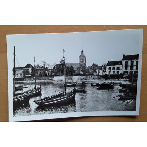 Carte Postale Ancienne Piriac Sur Mer : Le Port Et L'église