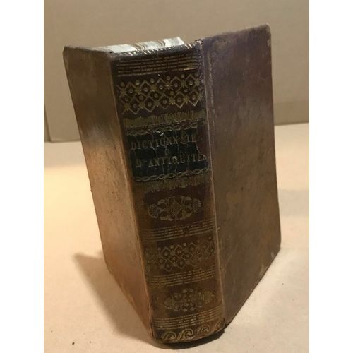 Dictionnaire Abrégé D'antiquités Pour Servirà L'intelligence De L'histoire Ancienne (1824 )