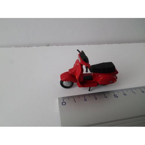 Vespa 125 T5 Pole Position-New Ray