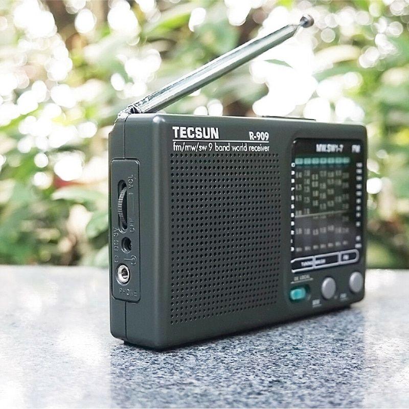 Scanner radio réaliste Pro-2003 récepteur FM programmable entrée directe  20-117