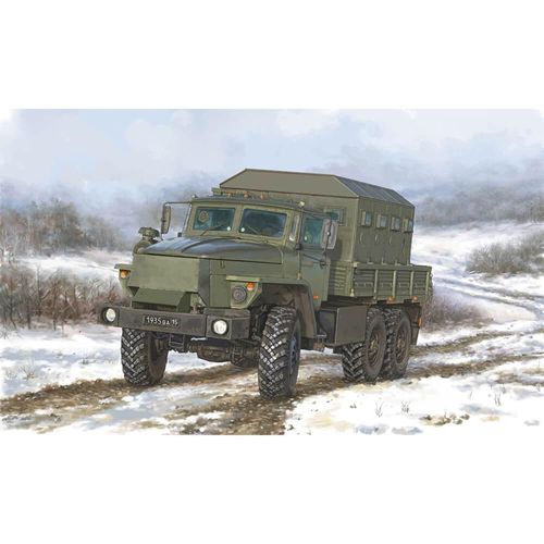 Maquette Véhicule Militaire : Ural-4320 Chz-Trumpeter