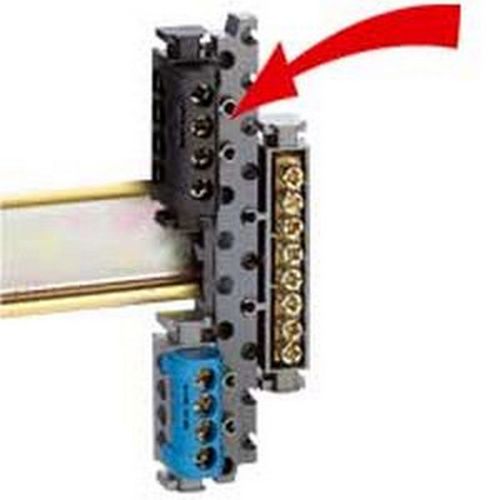Legrand 04811 - Support universel de borniers pour rail DIN