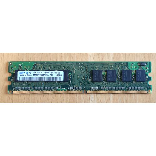 Samsung 1 Go DDR2 DIMM 240 broches 800 MHz / PC2-6400 - CL6 - 1.8 V - mémoire sans tampon - NON ECC
