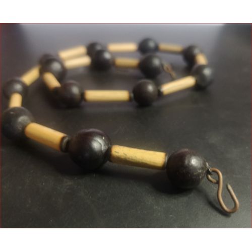 Ancien Collier Fantaisie Longueur 39 Cm Ton Bois