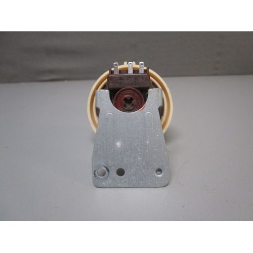 Pressostat B45p890 AGF36154747 6601er1006k 6601ER1006M, 6601ER1006X, 6601ER1006E, 6601ER1006S, 6601EN1005B, AGF36154747, 6601ER1006A 6600FA1704E - 6601ER1006A 6601EN1005A, 6601EN1005B Lave-linge LG