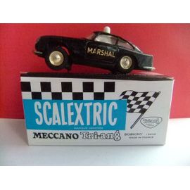 Scalextric Aston Martin Db 4 Gt Marshal-Scalextric