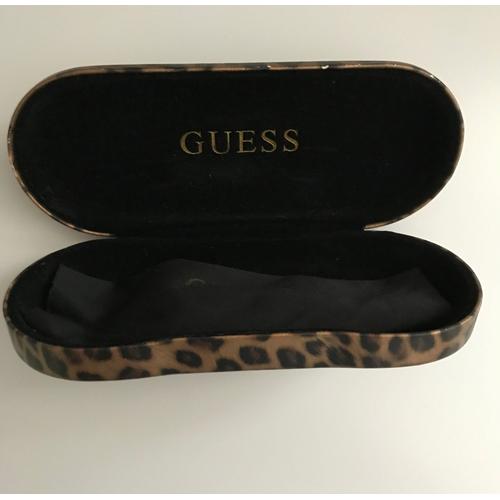 Etui a lunette guess leopard hotsell