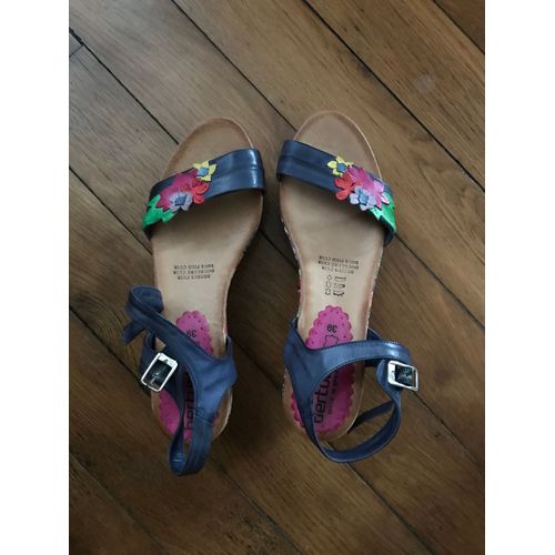 Sandales Femme À Semelles Compensées Motif Fleurs Tout Cuir Pt. 39