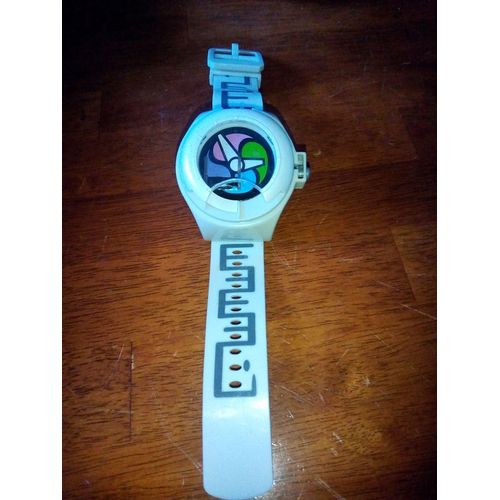 Lot De 2 Montres Yokai Watch Et 75 Jetons ..