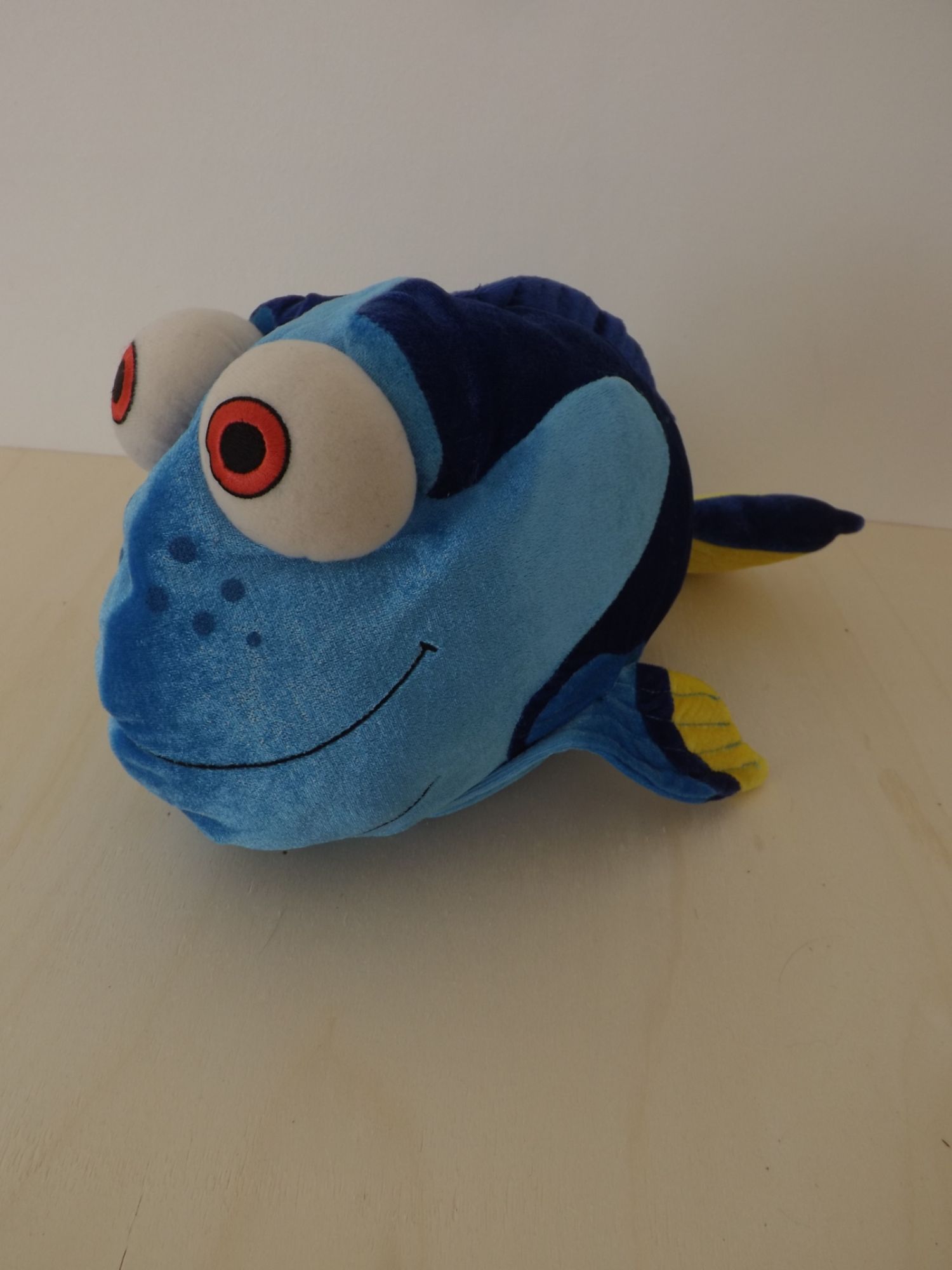 Doudou Peluche Poisson Dory De Némo