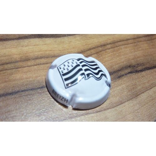 Capsule De Cidre = " Breizh " - Drapeau Breton - Petite Cidrerie Artisanale Des Côtes D'armor 22 - Rareté