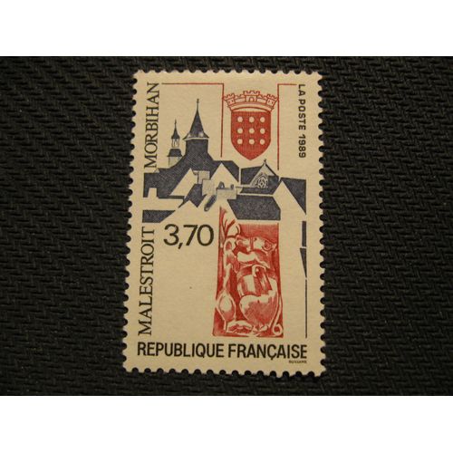 Timbre "Malestroit Morbihan" 1989 - Y&t 2588