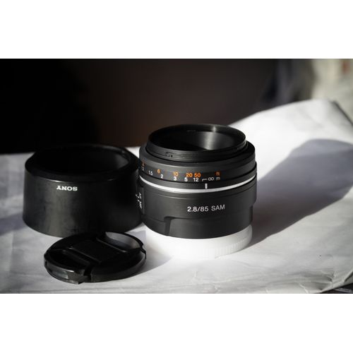 Objectif Sony 85mm f/2.8 SAM