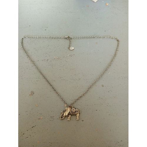 Collier Pendentif Éléphant Métal Très Bon État