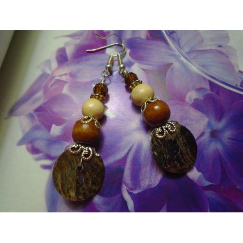 Boucles D'oreilles Pendante Marron Et Blanche