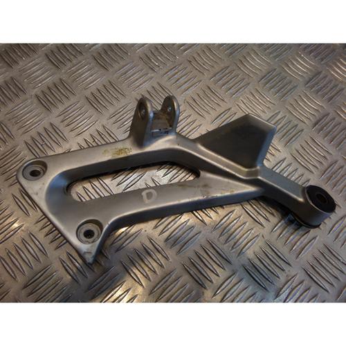 Platine Repose Pied Arriere Droit Moto Yamaha 1300 Fjr Rp11 2004