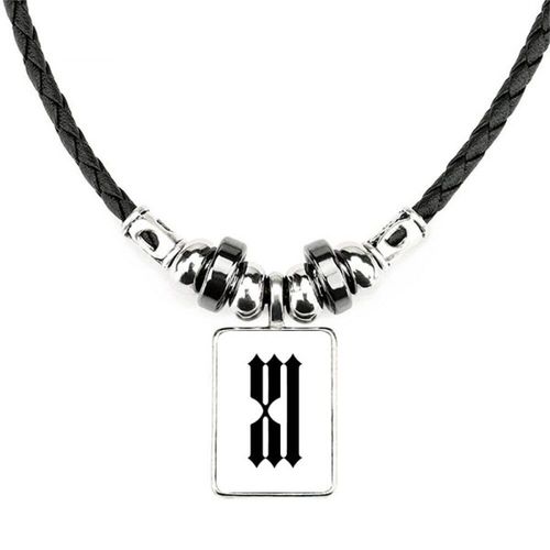 Collier Avec Chiffres Romains En Noir, Bijoux, Pendentif Avec Cordon En Cuir