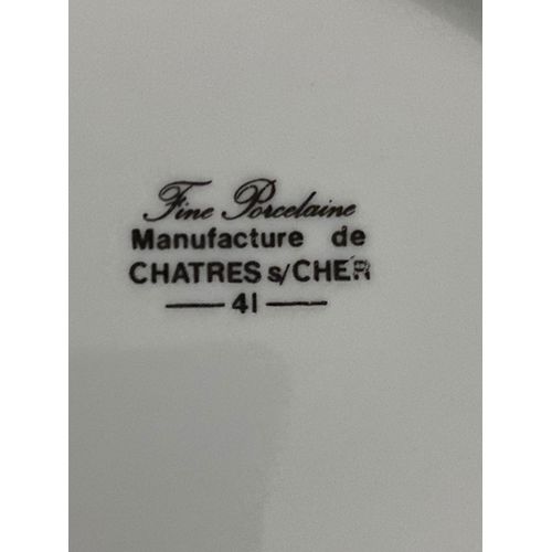 Lot De 18 Assiettes Plates Porcelaine De Limoges