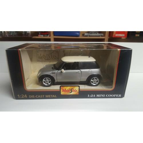 Maisto mini cheap cooper 1 24