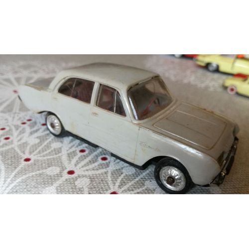 Ford Taunus 17m-Norev