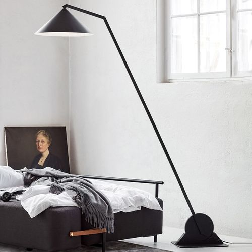 Northern Gear Floor - Lampadaire Noir Mat