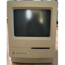 Apple Macintosh Classic motorola 68000 - 8 Mhz - Ram 4 Go - DD 40 Go