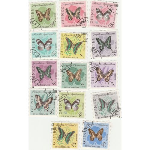 14 Timbres Oblitérés - Papillons De Guinée