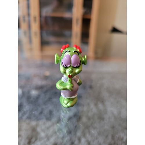 Jouet Figurine Kinder - Collection Grenouille De L'espace - Grenouille Coquette