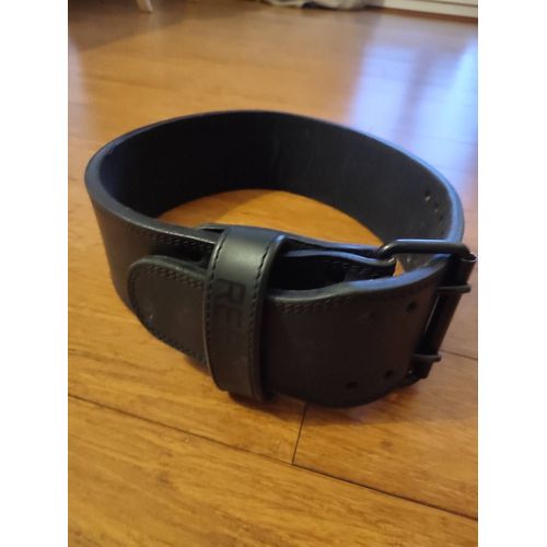 Ceinture De Force En Cuire, Fermeture Par Griffe , Marque Reava (Nordique Spécialiste De Matériel De Sport De Force) Valeur D'achat 120 Euros