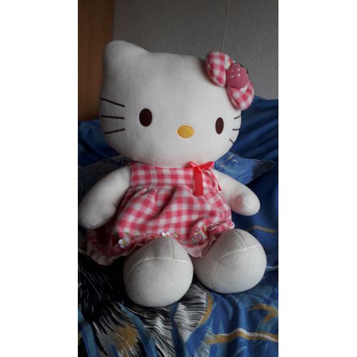 Grande Peluche Hellot Kitty Avec Robe Vichy Fraise