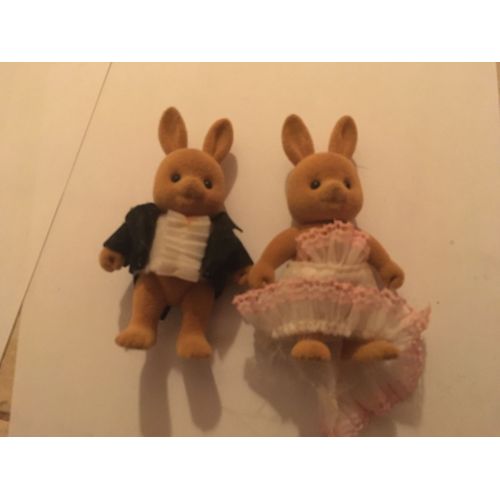 Lot De 2 Figurines Les Petits Malins Sylvanians Monsieur Et Madame Lapin En Tenues De Mariés Bandai 1986