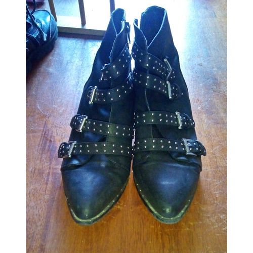 Bottes Just Fabulous Cloutees Taille 42-43 ..
