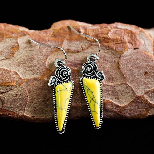 Boucles D'oreilles Triangle Style Bohémien Pour Femmes, Pendentif En Résine Jaune, Sculpture De Fleurs, Meilleur Cadeau, 2020, D316