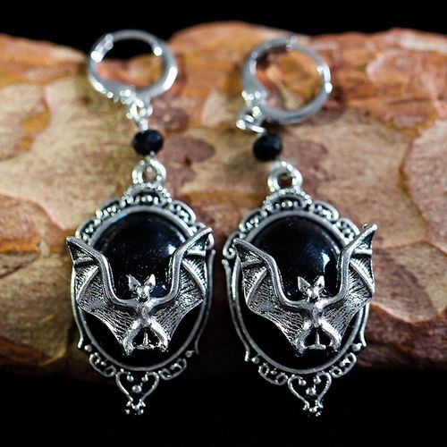 Collier Classique Avec Pendentif En Pierre Noire Chauve-Souris Pour Femme, Bijou À La Mode, Idéal Comme Cadeau De Vacances Pour Halloween