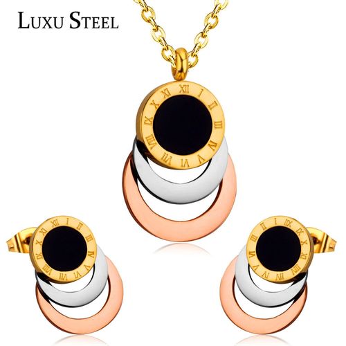 Accessoires Pour Femmes, Composé De Pendentif Rond, Numéro Romain Avec Coquille Noire, Ensembles De Bijoux, Collier Ras Du Cou, 2020