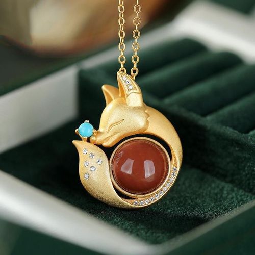 Collier Avec Pendentif Créatif En Cristal Pour Femme, Breloque Féminine En Forme De Renard