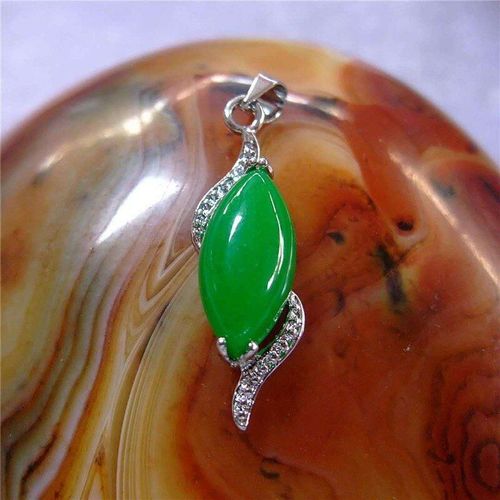 Pendentif En Jade Naturel Chinois Sculpté À La Main En Forme De Goutte, Bijoux À La Mode Pour Femmes, Collier Envoyé À Sa Mère Et Sa Petite Amie