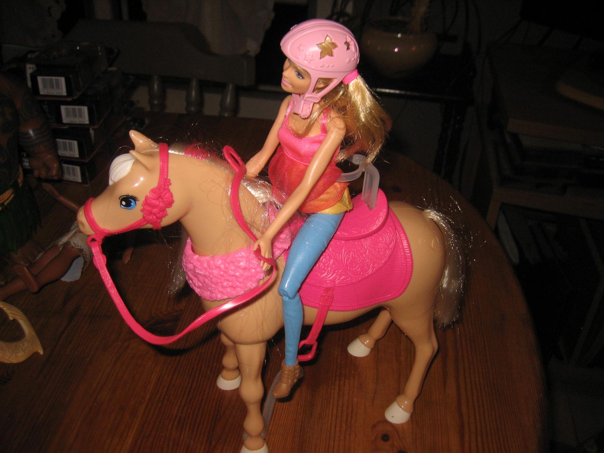 Barbie cheval cheap de danse