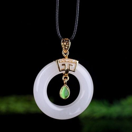 Jade Blanc Naturel Sculpté À La Main, Pendentif Boucle De Sécurité, Bijoux Boutique De Mode Hommes Et Femmes Jaspe Incrusté Collier Cadeau Accessoire