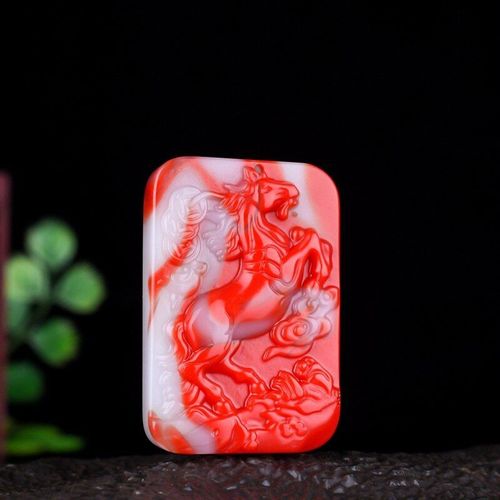 Pendentif Cheval Sculpté À La Main En Jade De Sang De Poulet Naturel, Bijoux De Boutique De Mode, Collier De Succès Pour Hommes Et Femmes